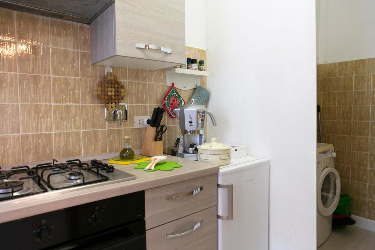 אסיסי Appartamento Casa Vacanze Enjoy מראה חיצוני תמונה