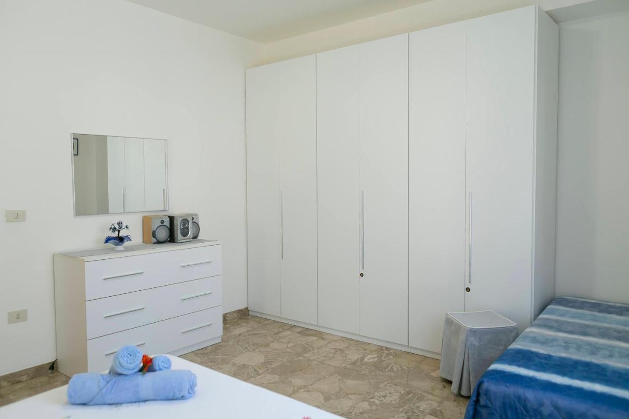 אסיסי Appartamento Casa Vacanze Enjoy מראה חיצוני תמונה