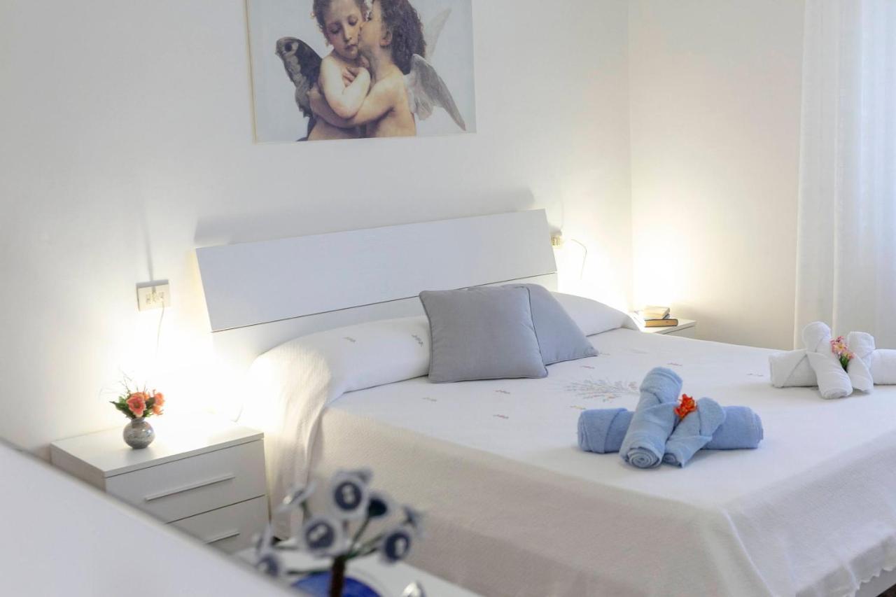 אסיסי Appartamento Casa Vacanze Enjoy מראה חיצוני תמונה