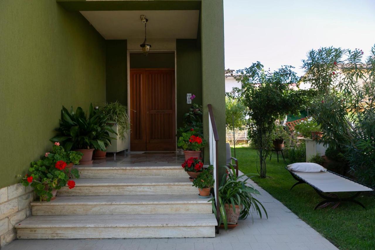 אסיסי Appartamento Casa Vacanze Enjoy מראה חיצוני תמונה