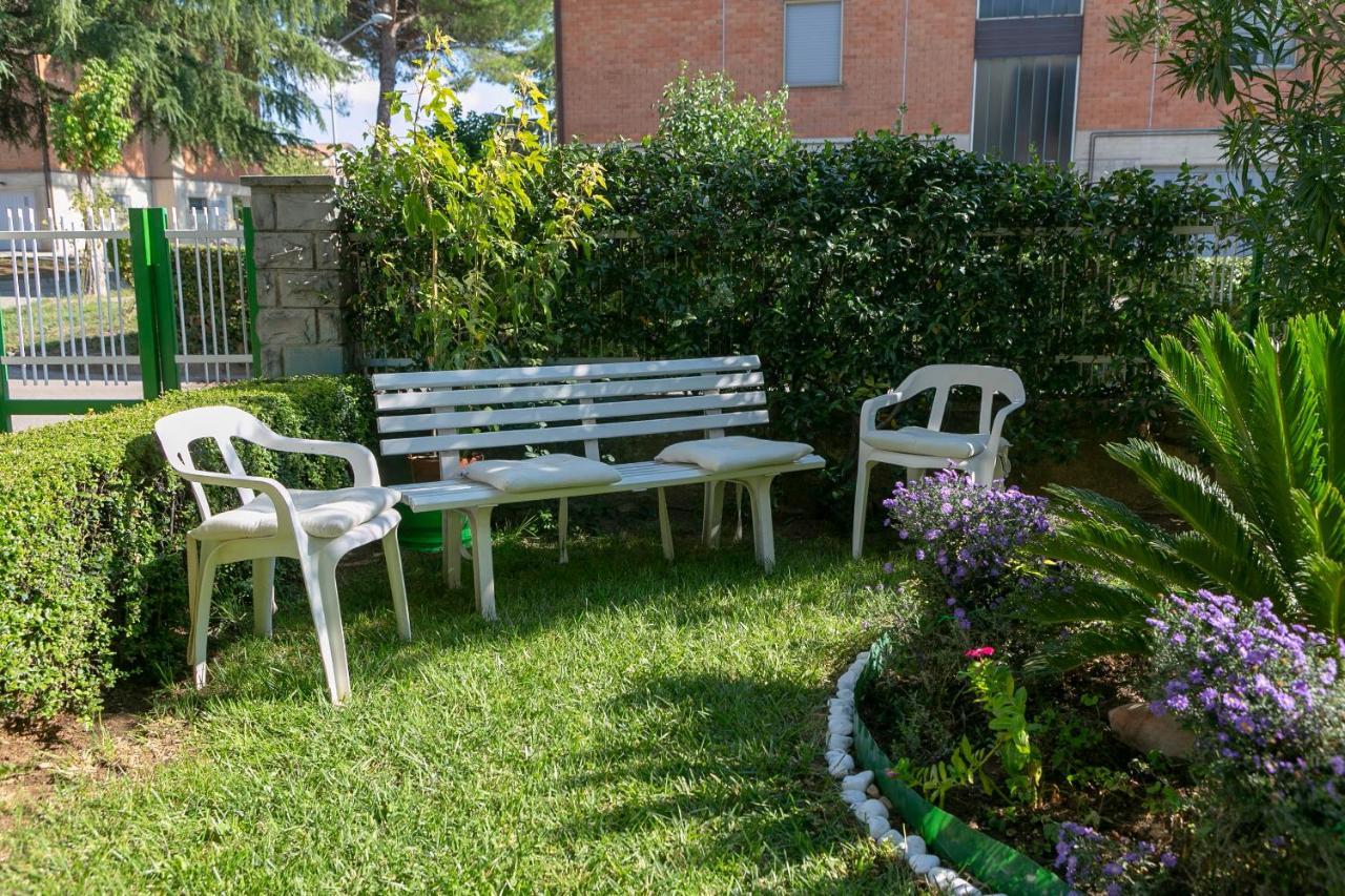 אסיסי Appartamento Casa Vacanze Enjoy מראה חיצוני תמונה